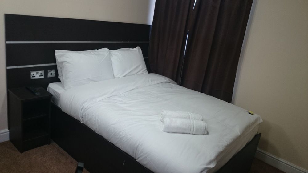 New Globe Hotel Лондон Экстерьер фото