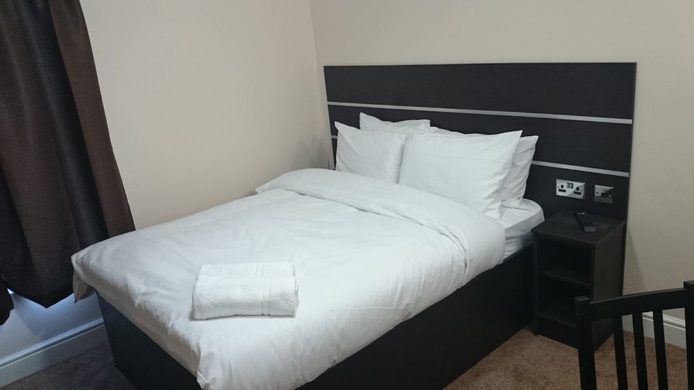 New Globe Hotel Лондон Экстерьер фото