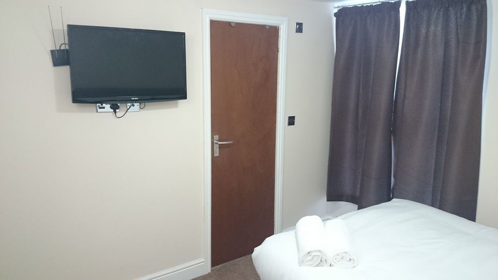 New Globe Hotel Лондон Экстерьер фото