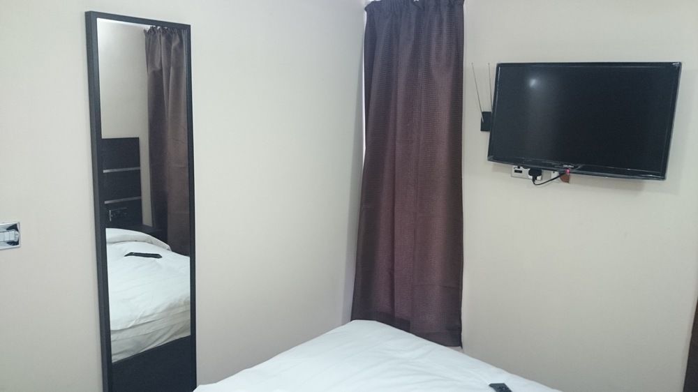 New Globe Hotel Лондон Экстерьер фото